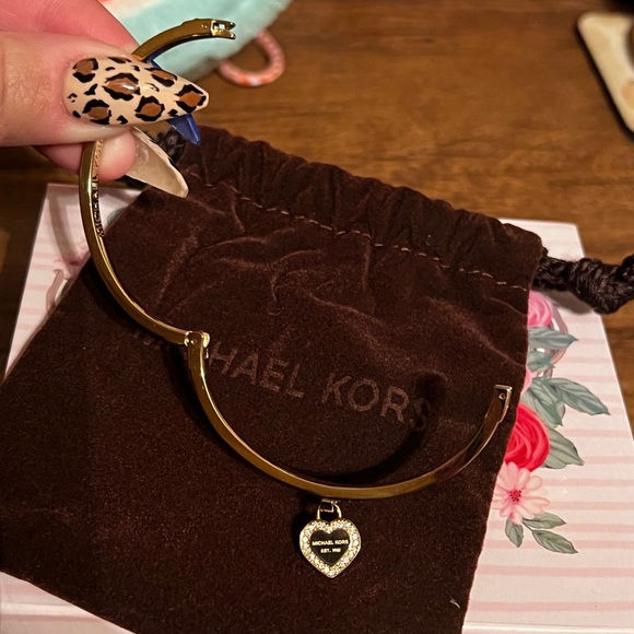 MICHAEL KORS Gold Logo Pave Heart Charm Bangle Bracelet - Picture 7 of 16